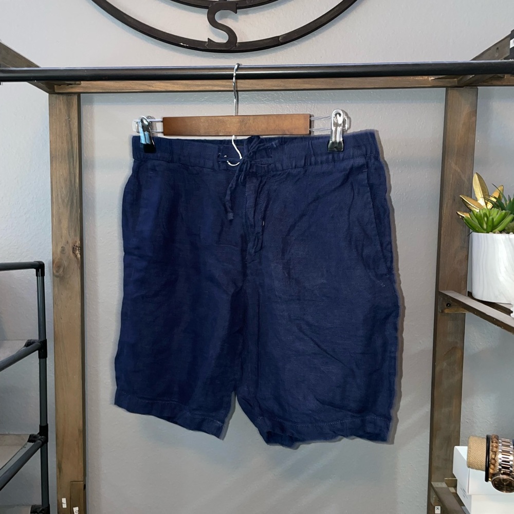 men’s casual dress blue colored shorts